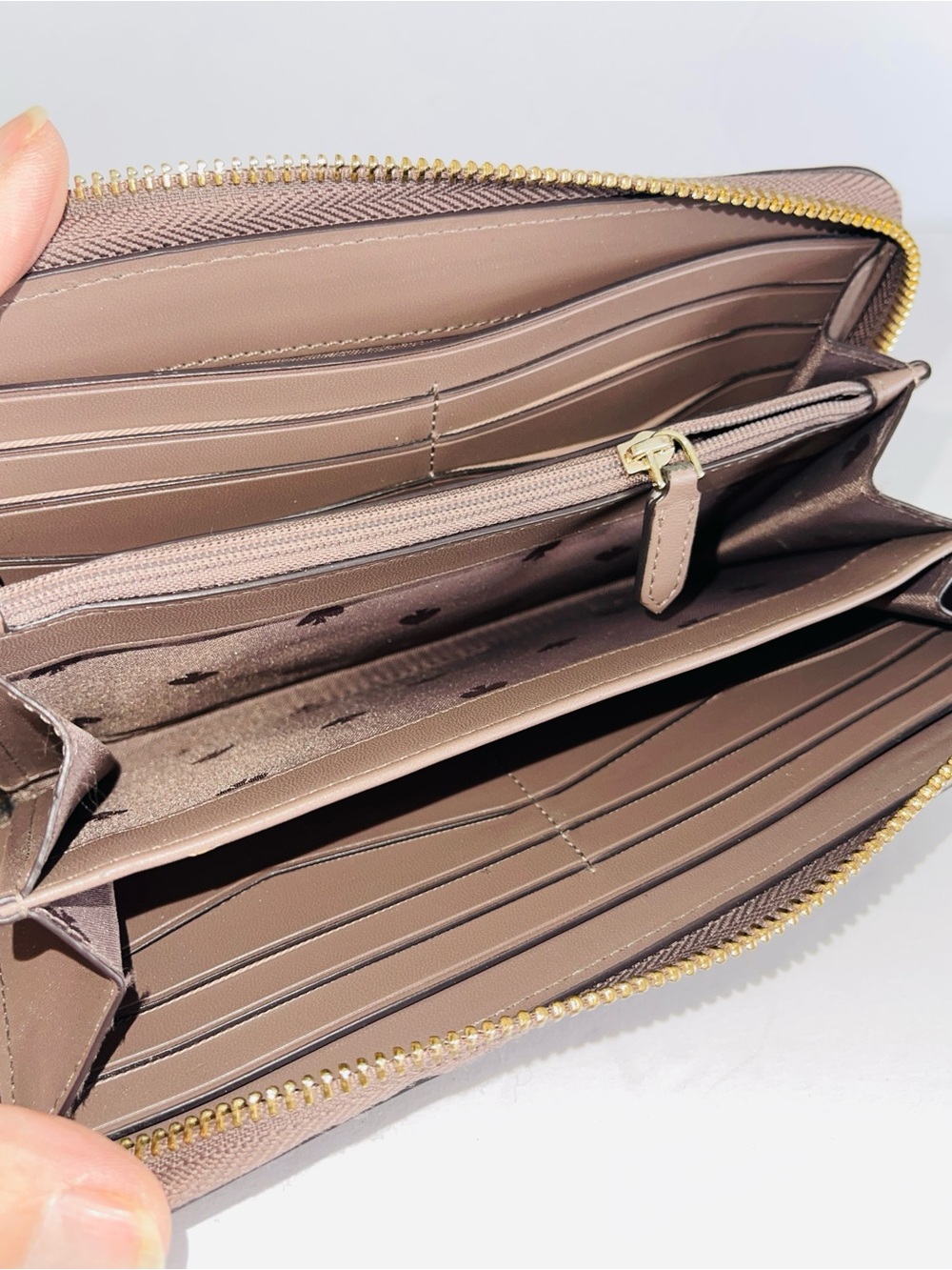 kate spade Mauve Zip-Around Saffiano Leather Wallet with Gold Logo Dusty Pink - Picture 7 of 14